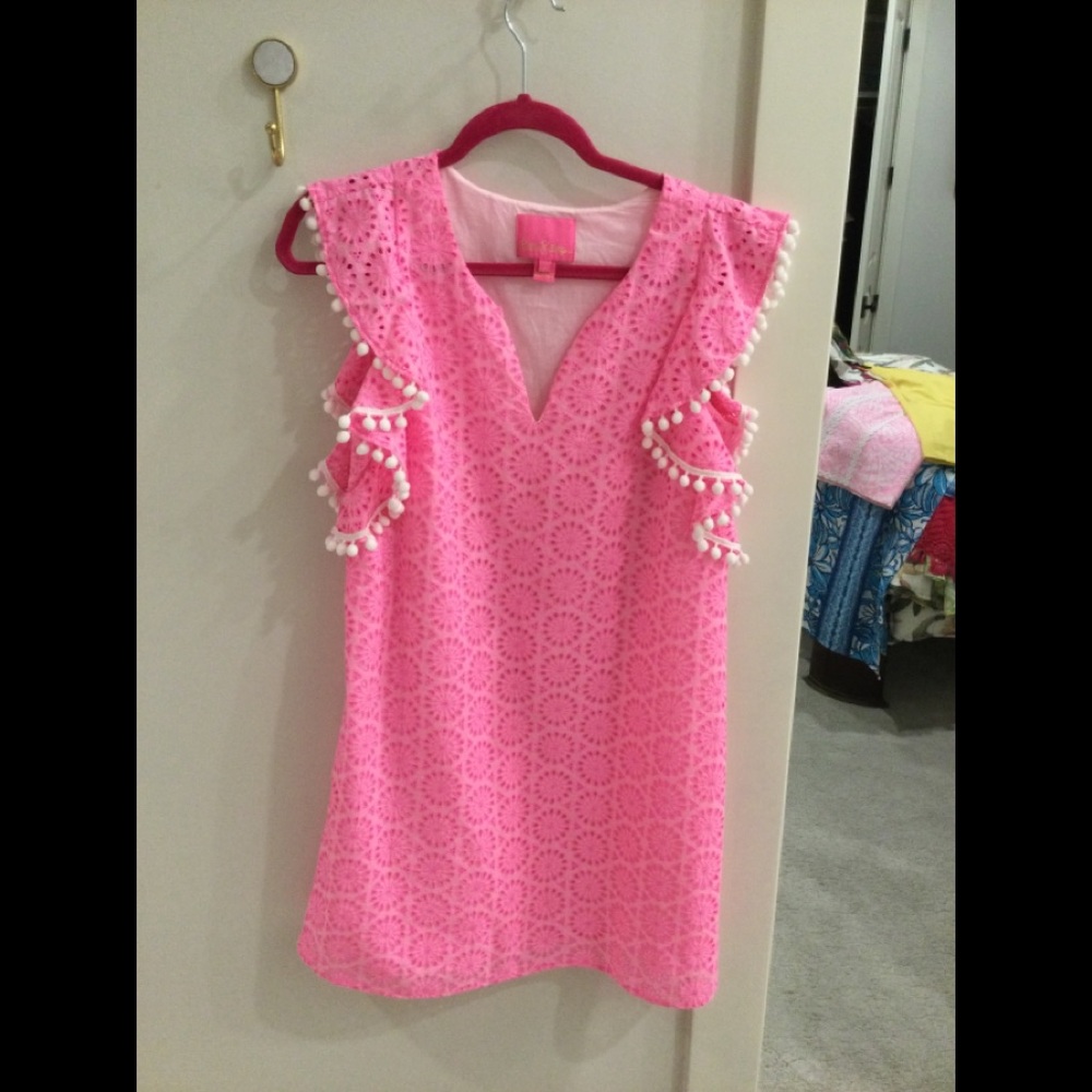 Lilly Pulitzer Astara eyelet Pom Pom dress size small